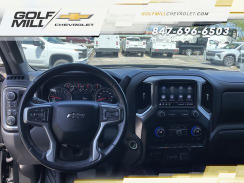 Used 2022 Chevrolet Silverado 1500 RST AWD/4WD image 16