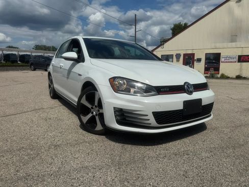 Used 2016 Volkswagen GTI S FWD image 2