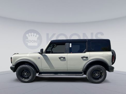 New 2026 Ford Bronco Outer Banks AWD/4WD image 2
