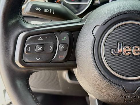 Used 2021 Jeep Wrangler Unlimited Sport AWD/4WD image 35