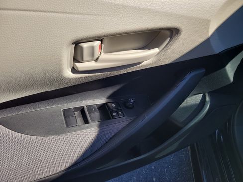 Certified 2025 Toyota Corolla LE image 17