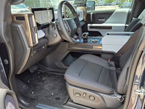 New 2025 GMC Hummer EV 2X image 12