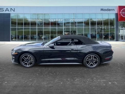 Used 2021 Ford Mustang Premium RWD image 8