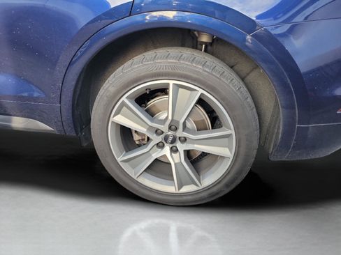 Used 2019 Audi Q5 2.0T Premium Plus w/ Premium Plus Package image 29