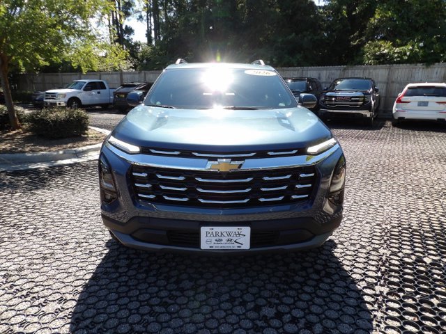 Used 2026 Chevrolet Equinox LT w/ Convenience Package II FWD image 2