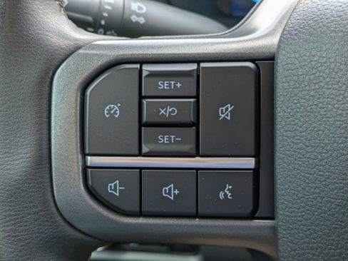 Used 2026 Ford F250 Lariat AWD/4WD image 26
