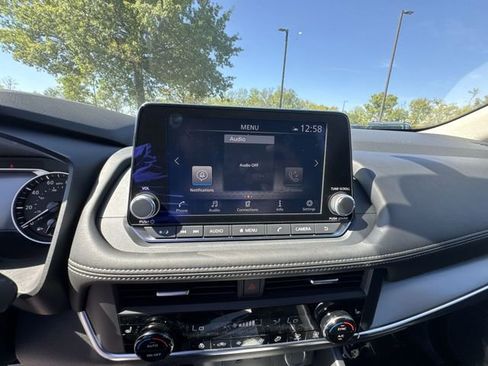 Certified 2026 Nissan Rogue SV w/ SV Premium Package AWD/4WD image 16