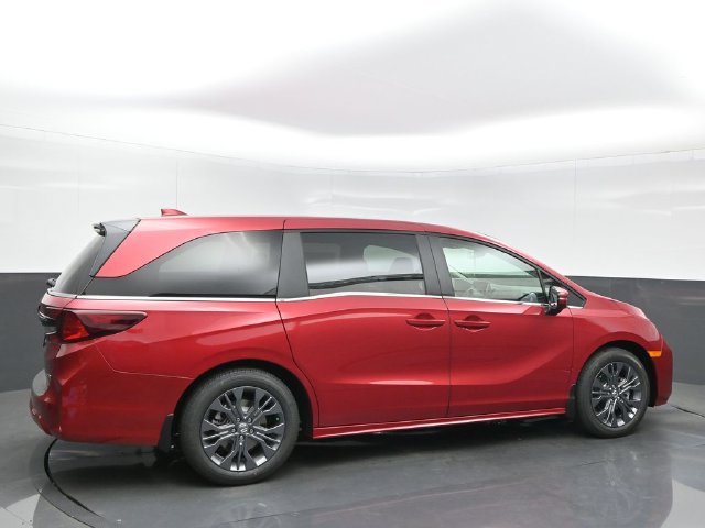 New 2026 Honda Odyssey Touring image 6