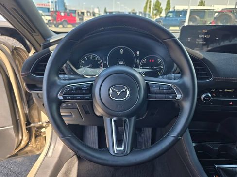 Certified 2025 MAZDA MAZDA3 Carbon w/ Appearance Package AWD/4WD image 25