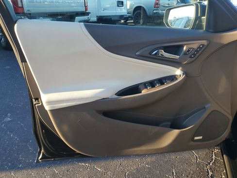 Used 2024 Chevrolet Malibu LT FWD image 17