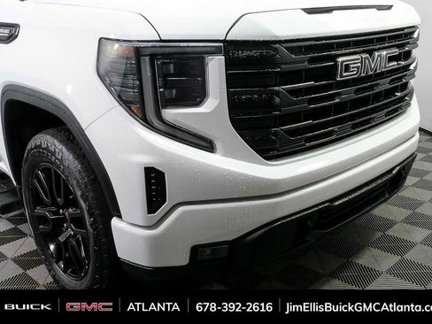 Used 2023 GMC Sierra 1500 Elevation image 35