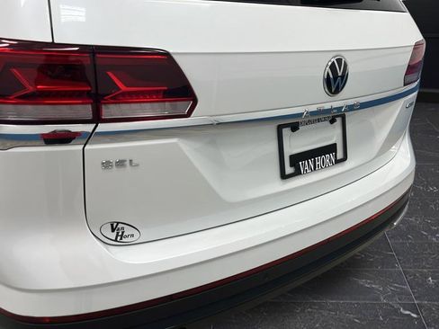 Used 2023 Volkswagen Atlas SEL AWD/4WD image 41