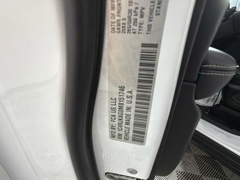 Used 2021 Jeep Grand Cherokee L Altitude image 56