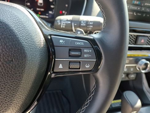 Certified 2024 Honda Civic Sport Touring image 23