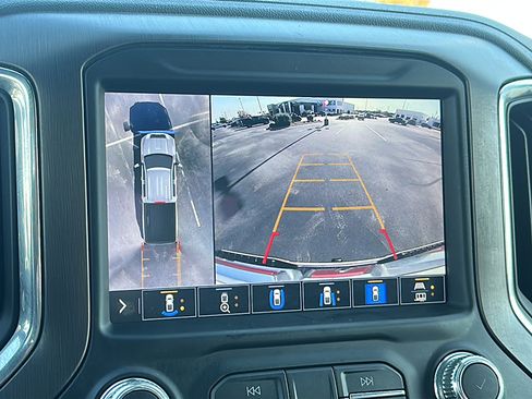 Used 2023 GMC Sierra 2500 AT4 w/ AT4 Premium Plus Package image 32