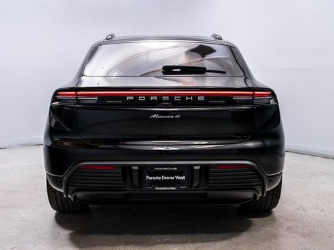 New 2026 Porsche Macan 4 Electric image 6
