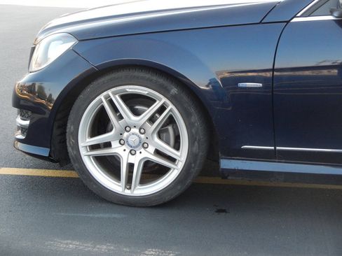 Used 2012 Mercedes-Benz C 250 Sedan image 13