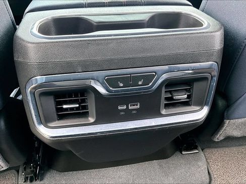 Used 2025 Chevrolet Silverado 1500 High Country w/ Technology Package AWD/4WD image 34