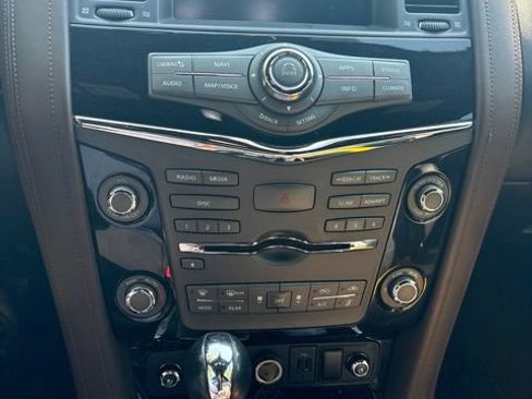 Used 2018 Nissan Armada Platinum w/ Captain Seat Package AWD/4WD image 8
