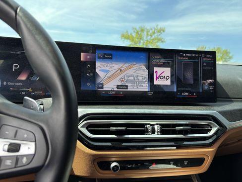 Certified 2023 BMW 330i Sedan w/ Premium Package image 29