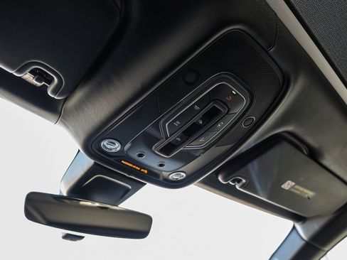 Used 2021 Bentley Bentayga Speed image 43