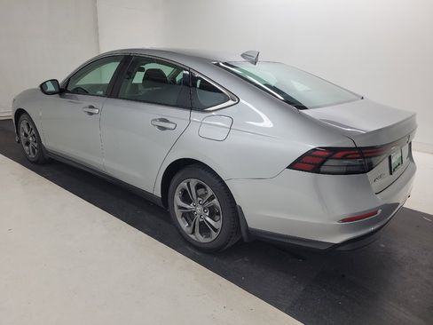 Used 2023 Honda Accord EX image 5