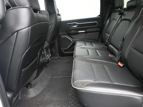 Used 2024 RAM 1500 Laramie AWD/4WD image 15