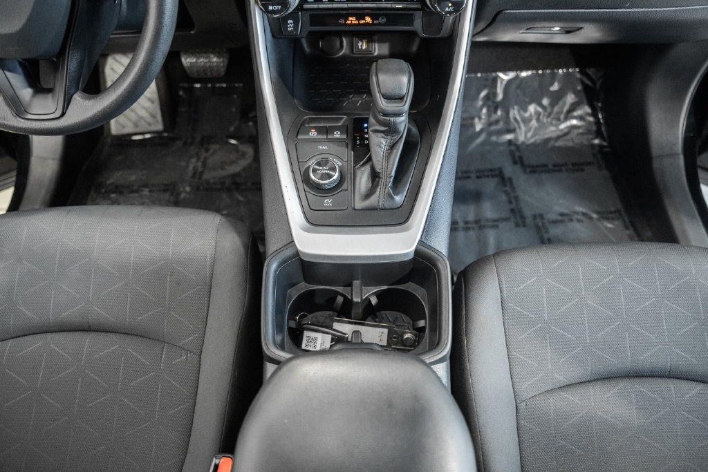 Certified 2025 Toyota RAV4 XLE AWD/4WD image 18