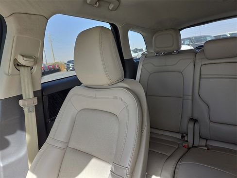 Used 2022 Lincoln Corsair Reserve image 28