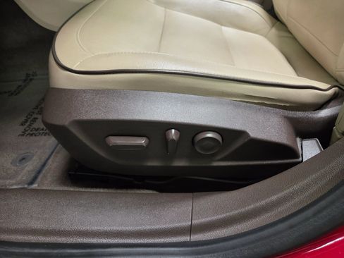Used 2013 Chevrolet Malibu LTZ FWD image 15