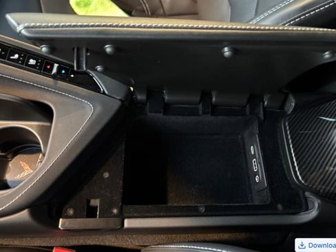 Used 2021 Chevrolet Corvette Stingray Preferred Cpe w/ Z51 Performance Package image 24