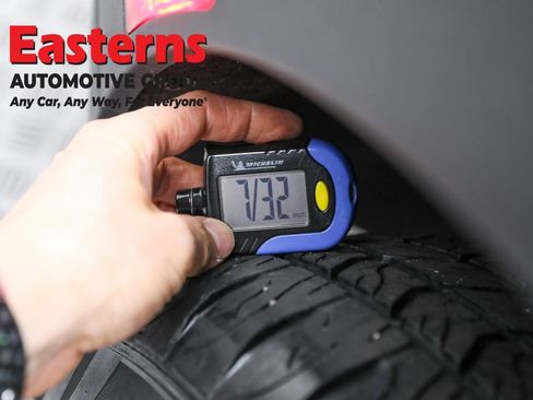 Used 2023 Buick Envision Preferred image 30