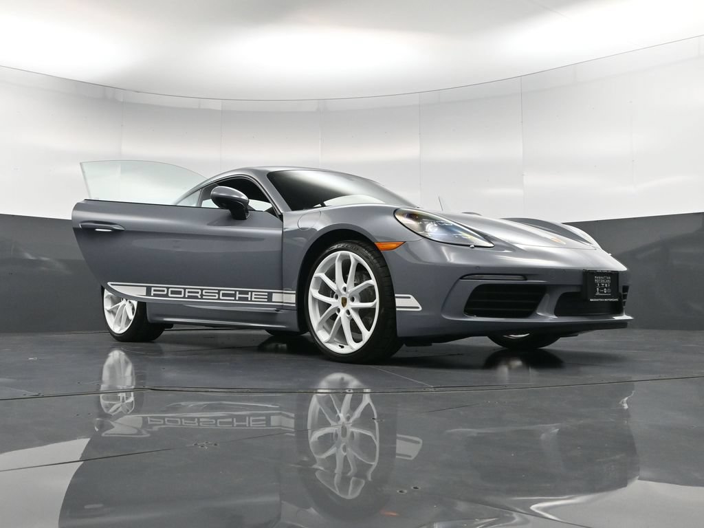 Certified 2024 Porsche 718 Cayman RWD image 33
