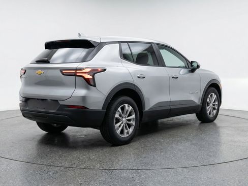 Used 2025 Chevrolet Equinox LT image 9
