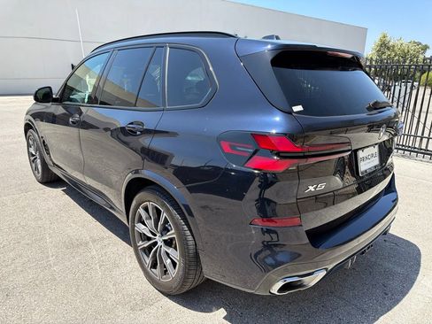 Certified 2024 BMW X5 xDrive40i w/ M Sport Package AWD/4WD image 3