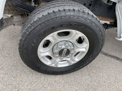 Used 2025 Ford F250 XLT w/ FX4 Off-Road Package AWD/4WD image 34