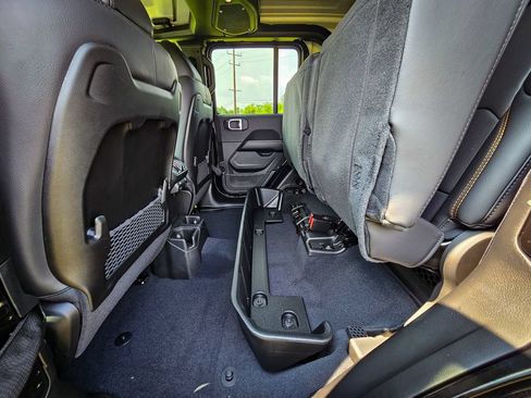 New 2026 Jeep Gladiator Sport AWD/4WD image 31