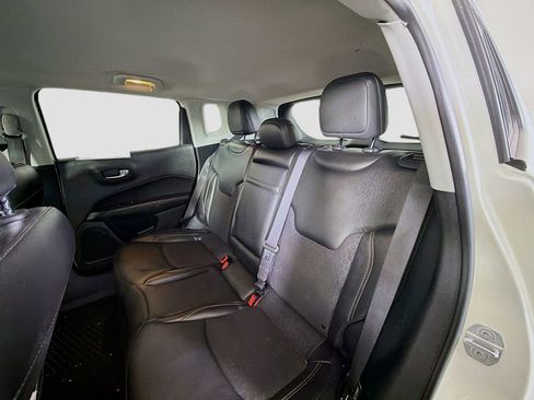 Used 2019 Jeep Compass Latitude w/ Popular Equipment Group image 23