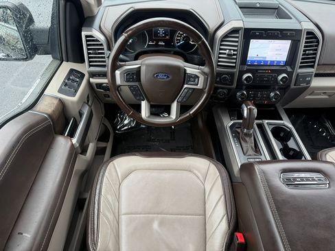 Used 2020 Ford F150 Limited image 20