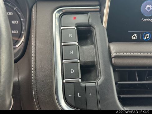 Used 2021 Chevrolet Tahoe LT w/ Luxury Package RWD image 23