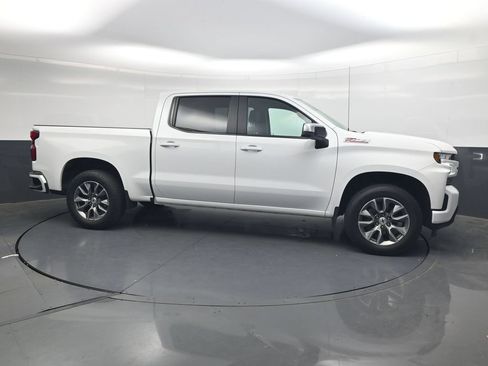 Used 2022 Chevrolet Silverado 1500 RST w/ Z71 Off-Road Package AWD/4WD image 4