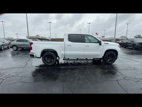 Used 2023 Chevrolet Silverado 1500 RST w/ Z71 Off-Road Package image 9