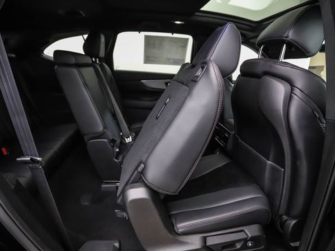 Used 2023 Acura MDX A-Spec image 29