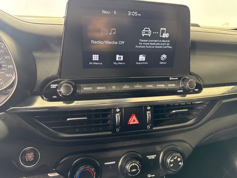 Used 2021 Kia Forte GT-Line image 16