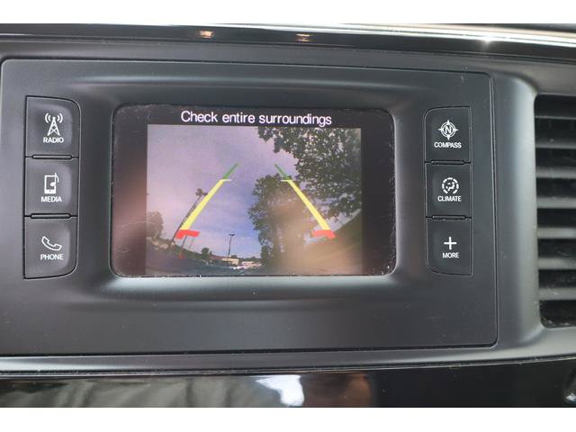 Used 2017 Chrysler Pacifica Touring FWD image 20