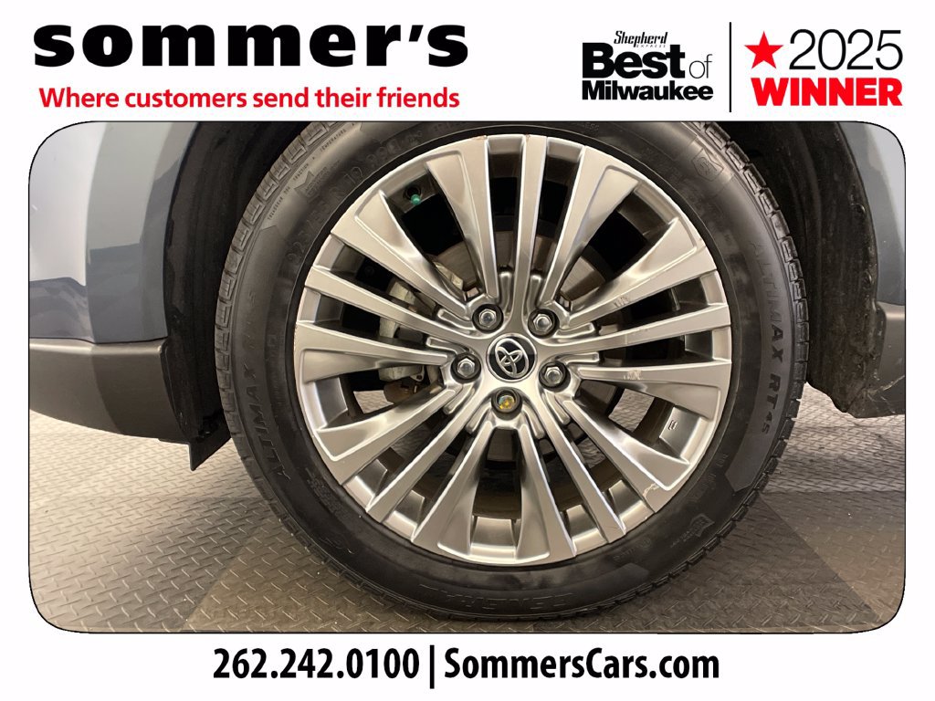 Used 2023 Toyota Venza Limited AWD/4WD image 24