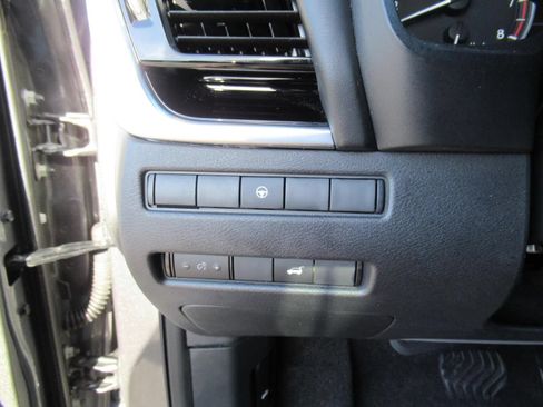 Used 2022 Nissan Rogue SL w/ SL Premium Package FWD image 20