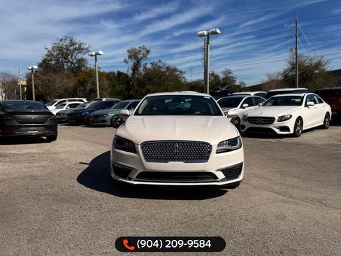 Used 2020 Lincoln MKZ image 11