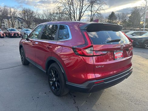Used 2024 Honda CR-V EX image 11