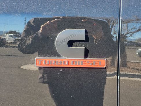 Used 2022 RAM 2500 Big Horn w/ Night Edition image 12